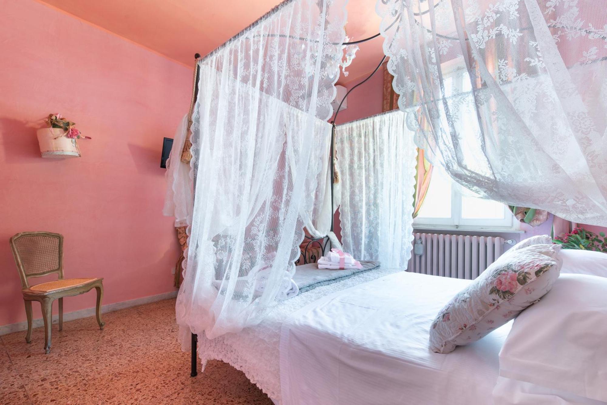 Bibi Boutique Arezzo Living Suite Rosafragola & Verdeconiglio Exterior photo