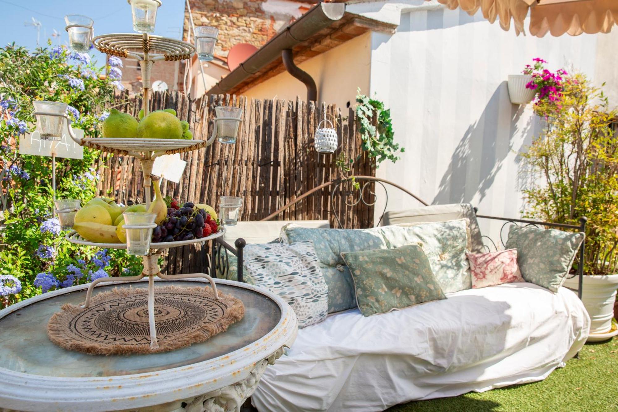 Bibi Boutique Arezzo Living Suite Rosafragola & Verdeconiglio Exterior photo